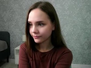 Webcam Belle - sara_whooops big tits cam babe gets an amazing pussy massage