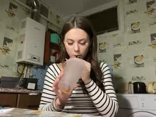 Webcam Belle - stephaniflicek teen cam babe wants to be fucked online as hard as possible