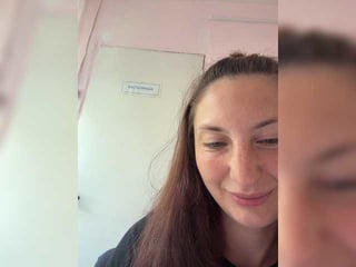 Webcam Belle - valeriakisa28 cam girl loves her sweet pussy penetrated hard