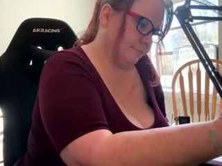 Webcam Belle - the_ogmunchie cam slut loves roleplay live sex action on camera