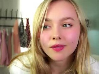 Webcam Belle - odelynbrower nude cam bitch enjoys hard live sex on camera