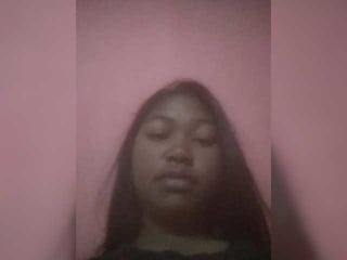 Webcam Belle - mimicheri ebony cam girl offers me her ass online