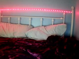 Webcam Belle - williamstormie horny couple adores fucking online