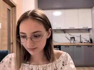 Webcam Belle - marlysricca teen cam babe wants to be fucked online as hard as possible