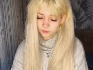 Webcam Belle - nikoli_naw cam babe wants show beauty kiss live sex
