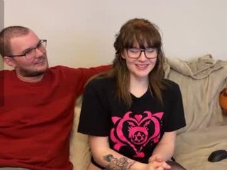 Webcam Belle - couple_of_nerds420 tattooed cam girl likes make deep, sloppy and intense fuck, live XXX camera
