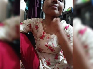 Webcam Belle - loveuoy28k1 indian cam babe wants to fuck now