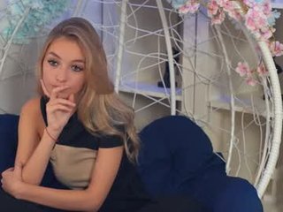 Webcam Belle - moiragrise teen cam babe wants to be fucked online as hard as possible