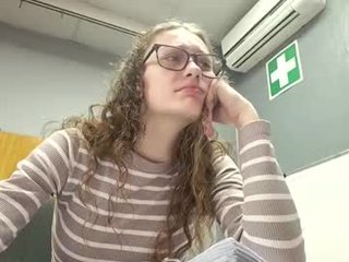 Webcam Belle - maskedgoddess69420 horny couple adores fucking online