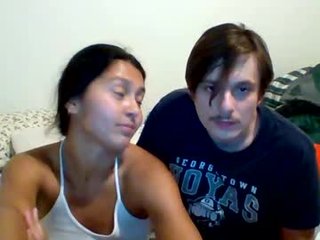 Webcam Belle - dannywoq1 kinky cam slut goes for deeper pussy insertions online