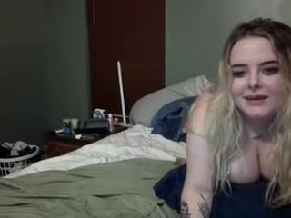 Webcam Belle - kxxp horny couple adores fucking online