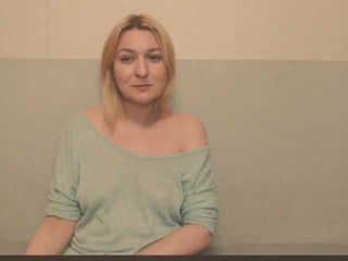 Webcam Belle - bonniee cam girl loves her sweet pussy penetrated hard