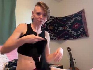 Webcam Belle - azeraika milf cam whore live sex in the chatroom