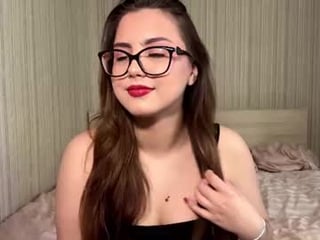 Webcam Belle - helgadaoud cam babe wants show beauty kiss live sex