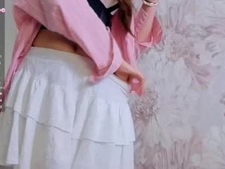 Webcam Belle - lynndolly nude cam bitch enjoys hard live sex on camera