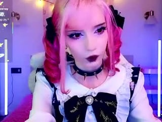Webcam Belle - gothiclali nude cam bitch enjoys hard live sex on camera