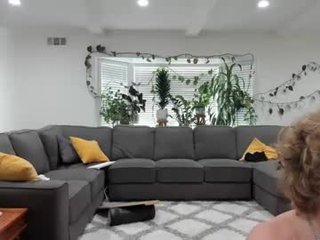 Webcam Belle - lunapearl__ milf cam slut enjoys anal live sex