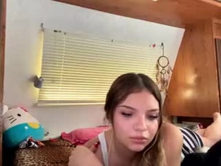 Webcam Belle - itselliemonroe cam girl gets her ass hard fucked by her partner