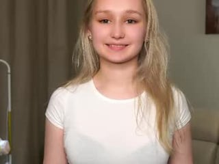 Webcam Belle - francinemillner teen cam babe wants to be fucked online as hard as possible