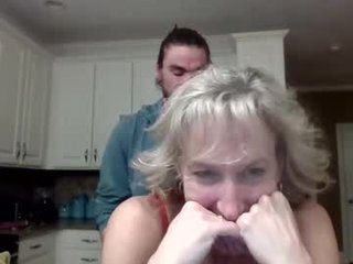 Webcam Belle - untamedcougar horny couple adores fucking online