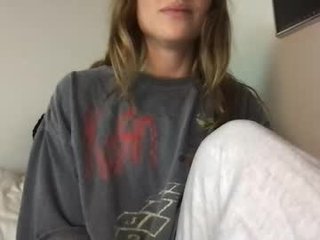 Webcam Belle - sweetcme beautiful cam babe loves fetishism online