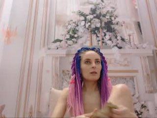 Webcam Belle - incrediblyomelia cam girl with big tits wants gets anal fucked from behind