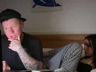 Webcam Belle - monster_d_ milf cam slut enjoys anal live sex