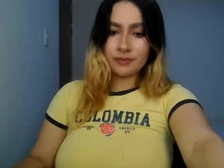 Webcam Belle - racchell_g22 cam girl showing big fake tits, fetish and rough sex