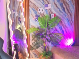 Webcam Belle - penelope-tay spanish cam babe wants her asshole humped on camera