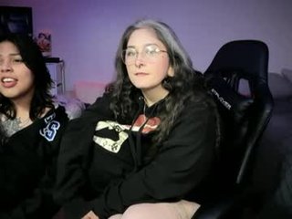 Webcam Belle - alix_valentine cam girl showing big tits and big ass