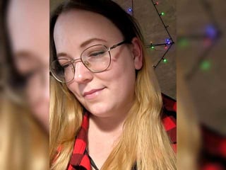 Webcam Belle - lubaha28-1 russian cam babe and her wet horny holes, live on webcam