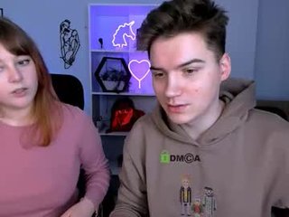 Webcam Belle - didi_meow cam girl showing big tits and big ass