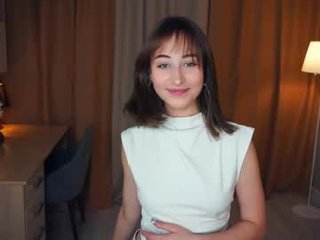 Webcam Belle - dieraalkins teen cam babe wants to be fucked online as hard as possible