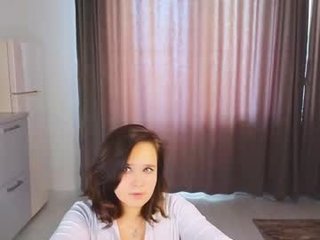 Webcam Belle - romilda_ teen cam babe in lingerie enjoys erotic live sex online