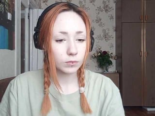 Webcam Belle - shantelkozinski redhead vixen she takes her sexy lingerie set off and even rubs her shaved pussy to taste her own love juices online