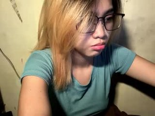 Webcam Belle - genesistresvant teen cam babe wants to be fucked online as hard as possible