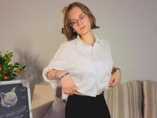 Webcam Belle - be_my_teacher cam girl gets her ass hard fucked by her partner