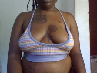 Webcam Belle - angel-corey ebony cam girl offers me her ass online