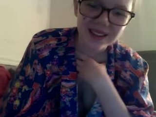 Webcam Belle - wildflowerofco cam girl with big ass presents hot live sex cum show