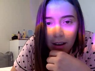Webcam Belle - dearbunnylatina95 nude cam bitch enjoys hard live sex on camera