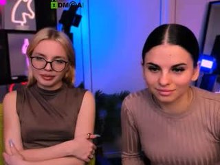 Webcam Belle - ruby_frost cam girl gets her ass hard fucked by her partner