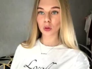 Webcam Belle - honeyaskren gorgeous cam model turned into rough sex anal whore