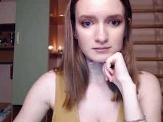 Webcam Belle - lick_it_up_big_boy german cam girl with big tits in live sex show