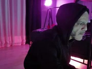 Webcam Belle - candyqueenkush69 horny cam girl loves takes a cock deep in her pussy