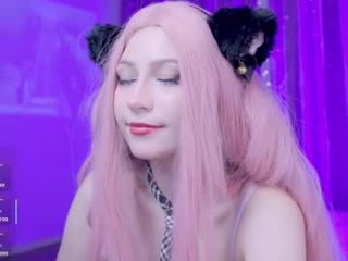 Webcam Belle - ahegame cam babe with small tits wants dirty live sex