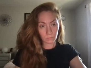 Webcam Belle - sarahgiroux86 horny man spewing his cum into pink cam babe pussy