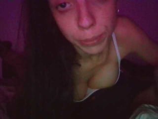 Webcam Belle - bellaebello11br brunette cam babe loves getting her cunt banged online