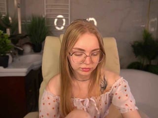 Webcam Belle - emilysunshine