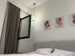Webcam Belle - kellyandjulie brunette cam babe loves getting her cunt banged online