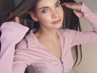 Webcam Belle - katharynstred nude cam bitch enjoys hard live sex on camera